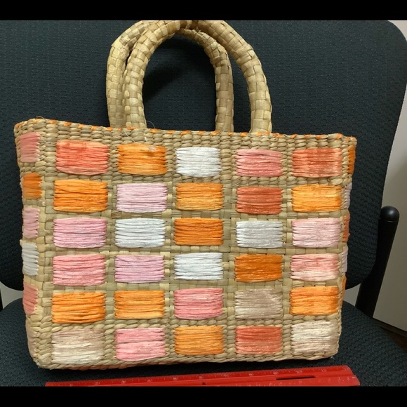 Price Discounted Maxx NewYork Straw bag - Picture 6 of 6